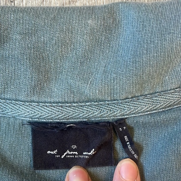 Urban outfitters out from under Women's Gray Cropped Pullover size small - Picture 2 of 4